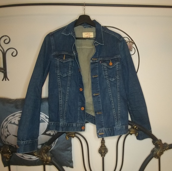 Levi's Screen Accurate River Song Denim Jacket - Picture 2 of 3